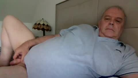Snapshot of haggisstop chatting on July 2026 06:44:01 PM haggisstop online show from July 2026 06:44:01 PM