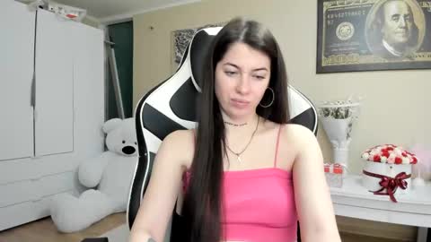 Snapshot of hailey_beauty chatting on December 2024 10:34:01 PM Sk pe Anya388109 online show from December 2024 10:34:01 PM