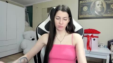 Snapshot of hailey_beauty chatting on January 2025 06:49:02 PM Sk pe Anya388109 online show from January 2025 06:49:02 PM