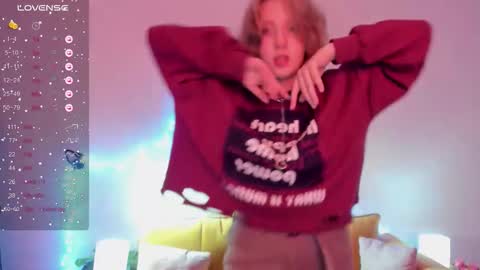 Hailey online show from October 2025 08:56:02 AM