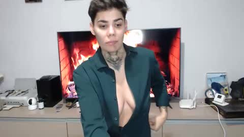 Snapshot of haileylucy chatting on February 2026 09:42:01 PM Lucy online show from February 2026 09:42:01 PM