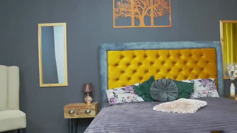 Snapshot of haileymoon85 chatting on February 2025 04:59:02 AM Hailey online show from February 2025 04:59:02 AM