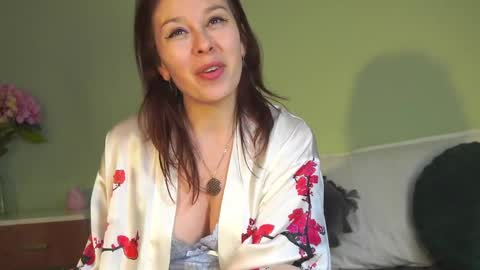 Snapshot of haileymoon85 chatting on February 2025 10:39:02 AM Hailey online show from February 2025 10:39:02 AM