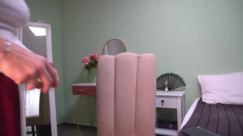 Snapshot of haileymoon85 chatting on October 2025 03:07:02 AM Hailey online show from October 2025 03:07:02 AM