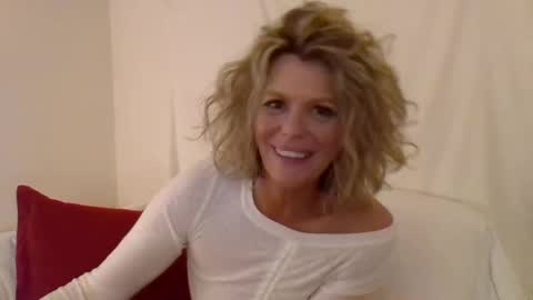 Hailey online show from December 2024 12:51:02 AM