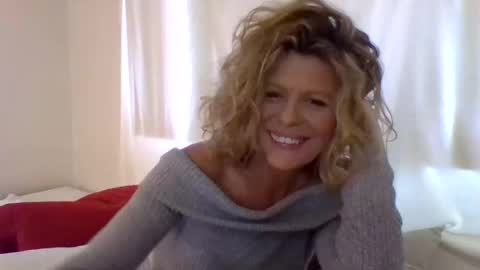 Hailey online show from December 2024 11:16:01 PM