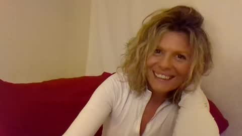 Hailey online show from February 2025 02:14:01 AM