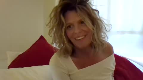 Hailey online show from February 2025 10:39:01 PM