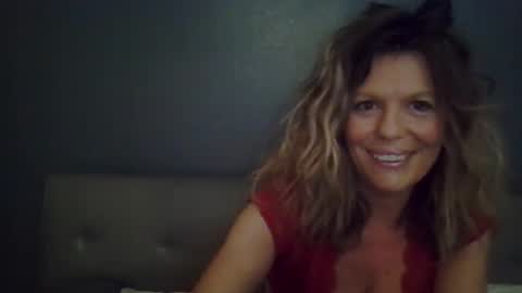 Hailey online show from September 2025 07:47:02 PM