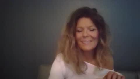 Hailey online show from December 2025 08:46:01 PM