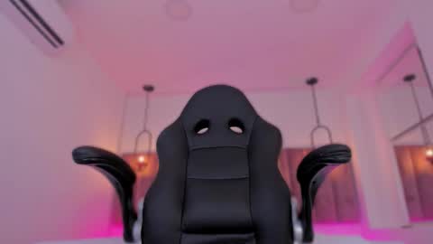 Snapshot of haily_b chatting on February 2026 08:47:01 PM Haily online show from February 2026 08:47:01 PM