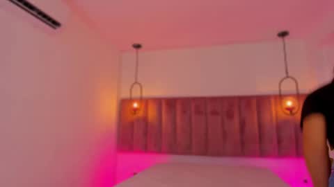 Snapshot of haily_b chatting on February 2026 07:42:02 PM Haily online show from February 2026 07:42:02 PM