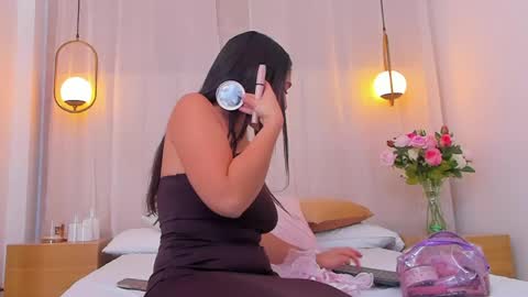 Haily online show from April 2026 08:44:01 PM