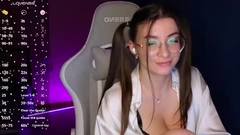 Snapshot of haily_heavenly chatting on February 2025 04:31:01 PM HailyHeavenly online show from February 2025 04:31:01 PM