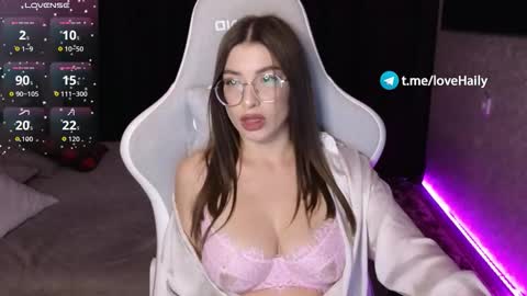 Snapshot of haily_heavenly chatting on November 2025 01:34:02 PM HailyHeavenly online show from November 2025 01:34:02 PM