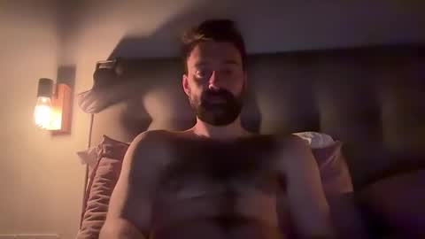 hairy_andhung online show from April 2026 10:45:02 PM