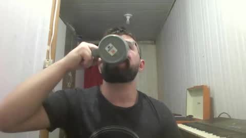 Snapshot of hairy_man_69_ chatting on December 2025 11:31:01 PM horny online show from December 2025 11:31:01 PM