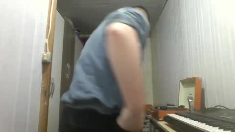 Snapshot of hairy_man_69_ chatting on January 2026 01:08:02 AM horny online show from January 2026 01:08:02 AM