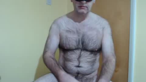 Snapshot of hairyape1 chatting on November 2025 07:45:01 AM Hairy male online show from November 2025 07:45:01 AM
