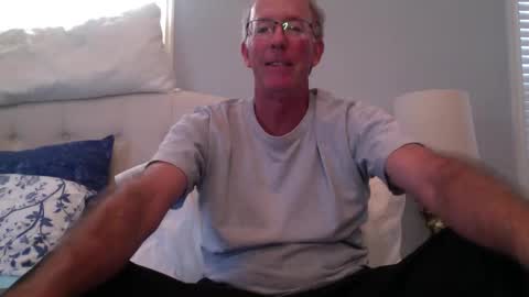 Snapshot of hairybater26 chatting on October 2025 11:38:02 PM Harry online show from October 2025 11:38:02 PM