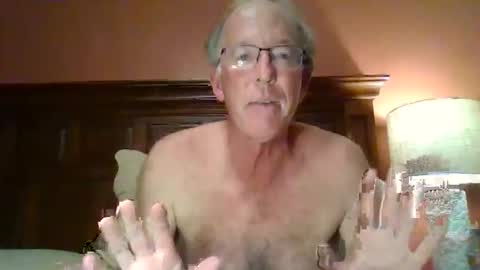 Snapshot of hairybater26 chatting on November 2025 05:28:02 AM Harry online show from November 2025 05:28:02 AM