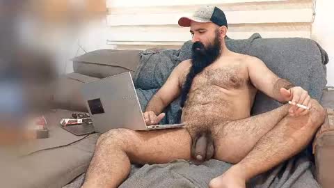 Hairy Beard Smoker online show from May 2026 02:34:02 PM