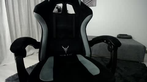 Snapshot of hairycuss chatting on December 2024 10:24:02 PM Adam online show from December 2024 10:24:02 PM