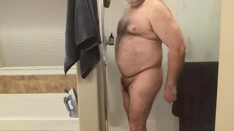 Snapshot of hairydaddreams chatting on March 2026 02:34:01 PM hairydaddreams online show from March 2026 02:34:01 PM