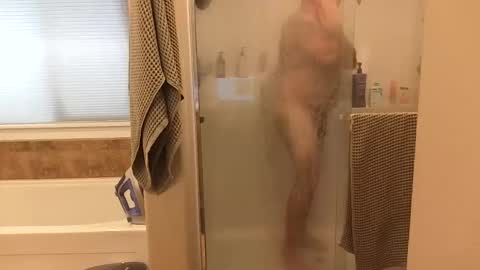 Snapshot of hairydaddreams chatting on June 2026 01:36:01 PM hairydaddreams online show from June 2026 01:36:01 PM