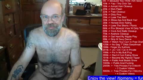 Snapshot of hairydaddybear69 chatting on January 2025 02:18:01 PM HairyDaddyBear69 online show from January 2025 02:18:01 PM