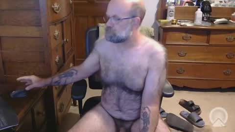 Snapshot of hairydaddybear69 chatting on September 2025 12:54:01 PM HairyDaddyBear69 online show from September 2025 12:54:01 PM
