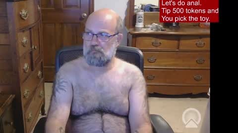 Snapshot of hairydaddybear69 chatting on October 2025 01:55:02 AM HairyDaddyBear69 online show from October 2025 01:55:02 AM