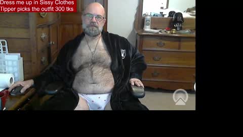 Snapshot of hairydaddybear69 chatting on February 2026 01:25:01 PM HairyDaddyBear69 online show from February 2026 01:25:01 PM