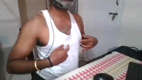 Snapshot of hairydarky chatting on December 2025 06:43:02 AM Pratap online show from December 2025 06:43:02 AM