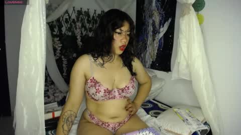 Snapshot of hairylatiingoddess chatting on April 2026 11:11:02 PM hairylatiingoddess online show from April 2026 11:11:02 PM