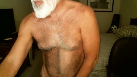Hairy pecs online show from April 2026 07:11:01 AM