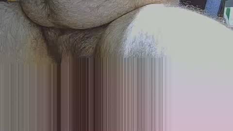 Snapshot of hairysmallfat chatting on May 2026 03:44:01 AM hairysmallfat online show from May 2026 03:44:01 AM