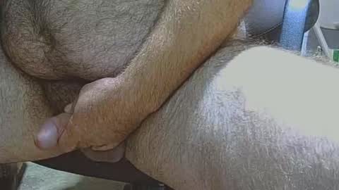 Snapshot of hairysmallfat chatting on May 2026 03:29:02 PM hairysmallfat online show from May 2026 03:29:02 PM