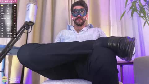 Snapshot of hairyxlmaster chatting on February 2025 09:47:02 AM CASHMASTER CARLO online show from February 2025 09:47:02 AM