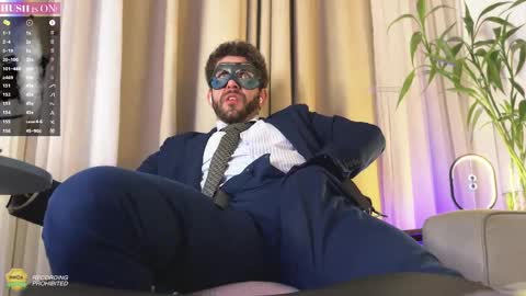Snapshot of hairyxlmaster chatting on March 2025 02:10:02 AM CASHMASTER CARLO online show from March 2025 02:10:02 AM
