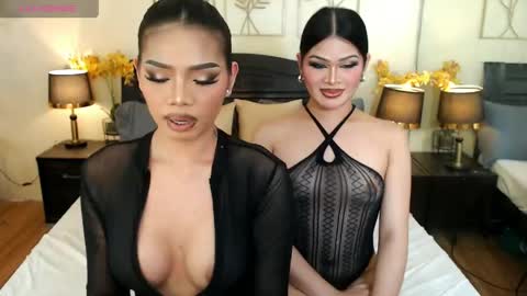 YOUR SIDECHIC HAILEY online show from April 2026 01:41:02 PM