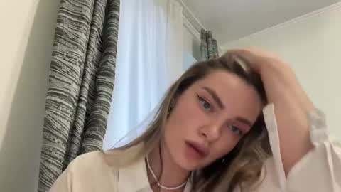 haley_rune online show from February 2025 12:05:02 PM