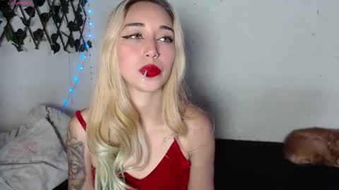 Snapshot of hallie_cam2 chatting on September 2025 09:51:01 PM HALLIE online show from September 2025 09:51:01 PM