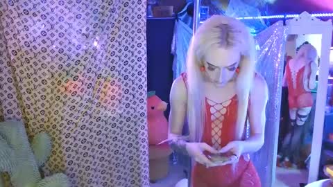 Snapshot of halovalentine chatting on March 2025 12:44:01 AM halovalentine online show from March 2025 12:44:01 AM