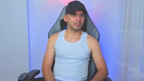 hamiltong12 online show from February 2026 12:42:02 AM