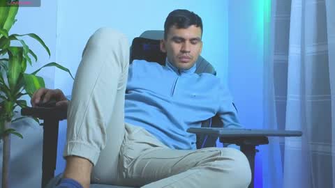 hamiltong12 online show from May 2026 01:14:02 AM