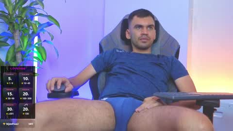 hamiltong12 online show from May 2026 02:30:02 AM