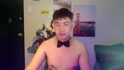 Snapshot of han_davis chatting on October 2025 05:22:01 AM Dem online show from October 2025 05:22:01 AM