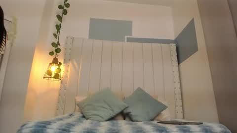 Snapshot of hanah_gray chatting on February 2026 11:07:01 AM hanah_gray online show from February 2026 11:07:01 AM