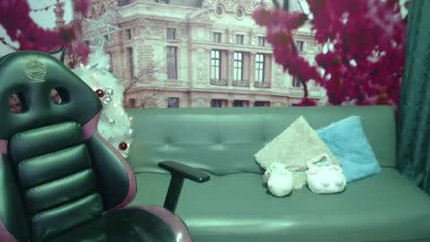 Hanaku  online show from December 2024 02:05:01 PM